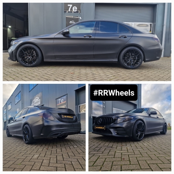 Deze Mercedes Benz C-Klasse W205 Saloon voorzien van nieuwe Wrath WF9 Gloss Black in 19 inch 5x112 8.5J ET40 en 9.5J ET42 velgen inclusief nieuwe TPMS en Vredestein All Season banden in 225 40 19 en 255 35 19!