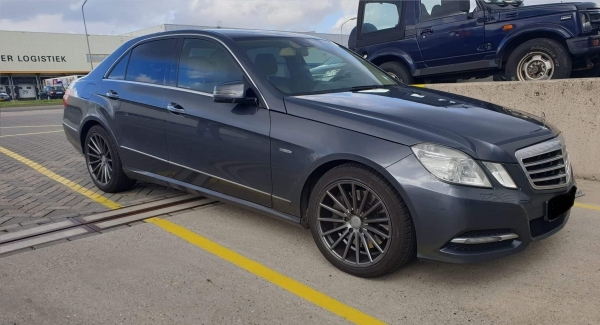 Mercedes-Benz E350 voorzien van nieuwe 18 inch Inferno wheels.