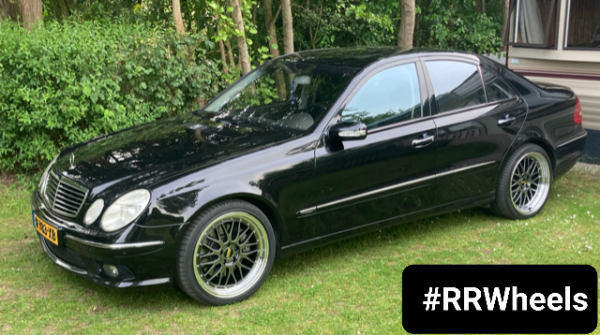  Mercedes W211 E500 uitgerust met 19 inch JF Luxury A038 Hyper Black Machined Lip in 8.5J ET30 en 9.5J ET35, perfecte pasvorm bij deze deepdish velgen!